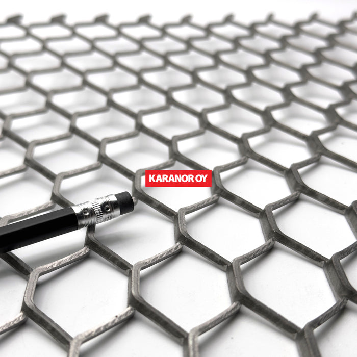 Karanor Oy - Verkkolevyt - HEX-3T TERÄS VERKKOLEVY 60,96×28,20 2,72×2,50 1500×3000mm 81%